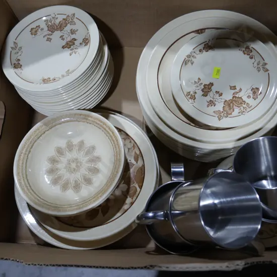 Crown Lynn dinnerware etc