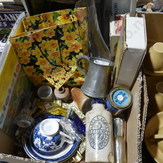 Assorted sundries
