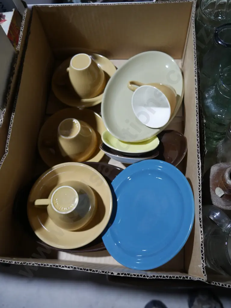New Zealand pottery cups and saucers etc Image 1++