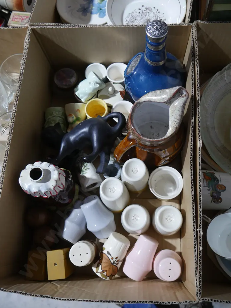 Salt and pepper shakers etc Image 1++