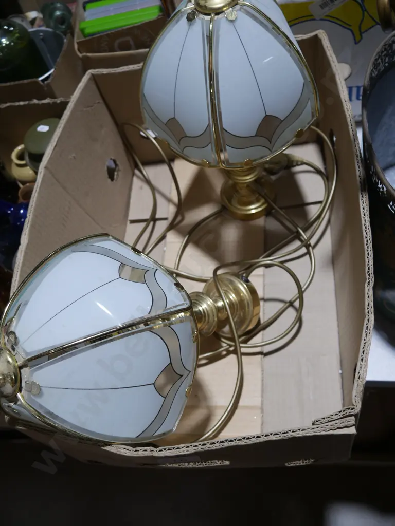 2 table lamps Image 1++
