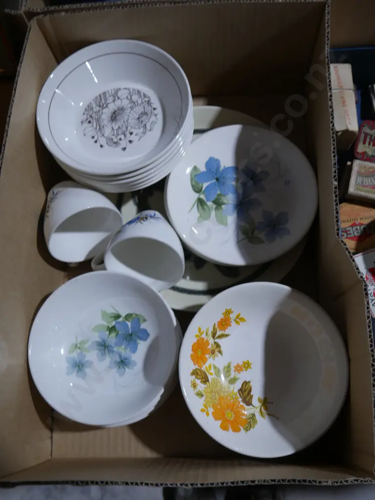 Crown Lynn china Image 1++