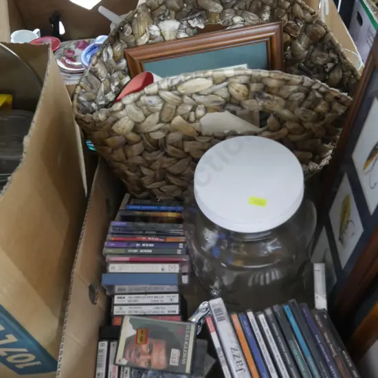 CDs, artworks etc