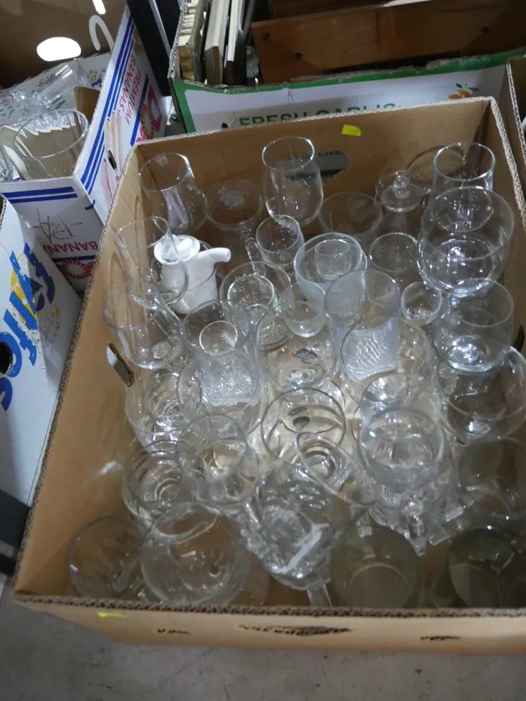 4 boxes of glassware, cutlery, handbags etc Image 1++