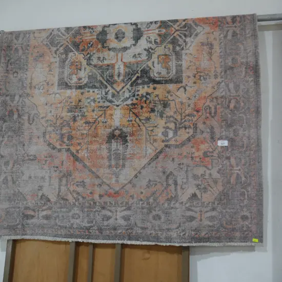 Floor rug