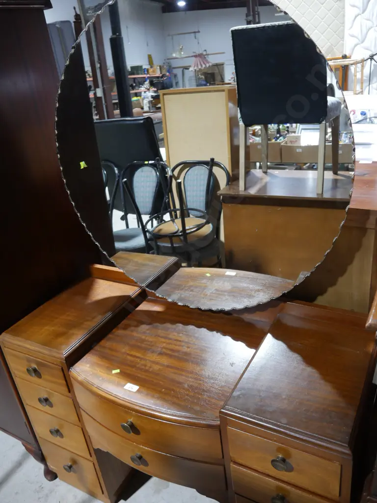 Dressing table Image 1++