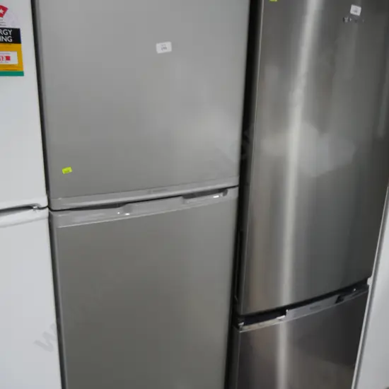 Westinghouse fridge freezer