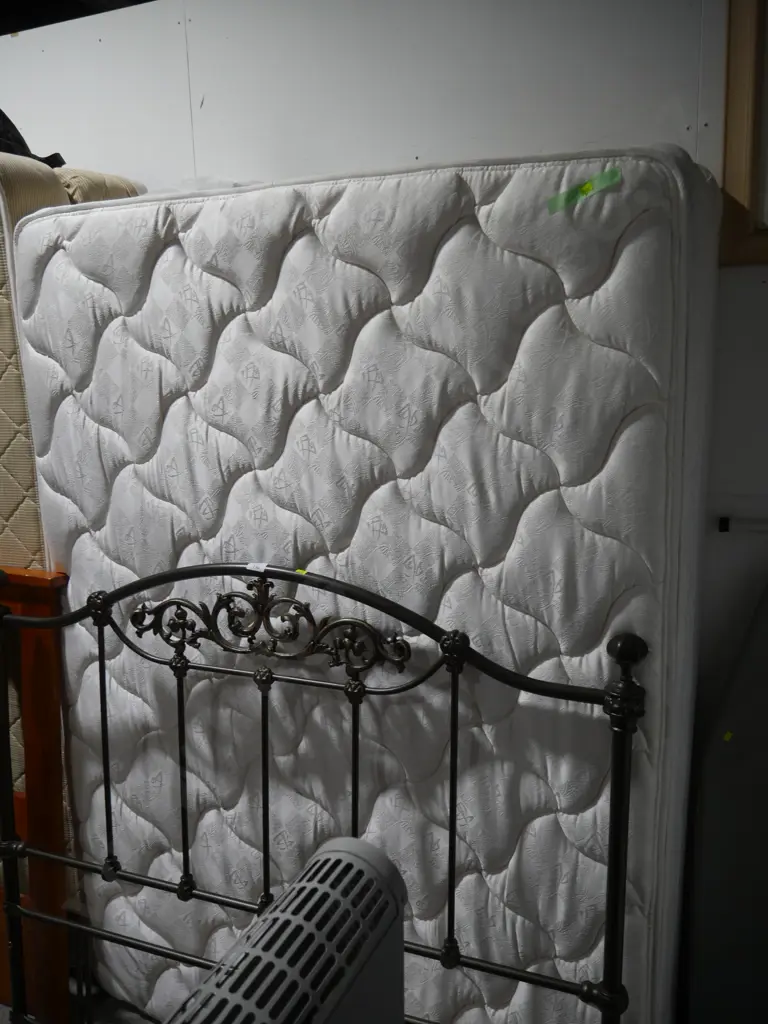 Double bed and headboard Image 1++