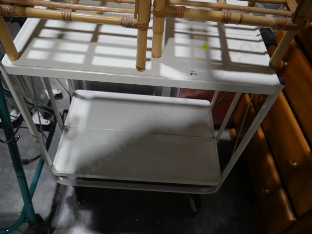 Fold up trolley Image 1++