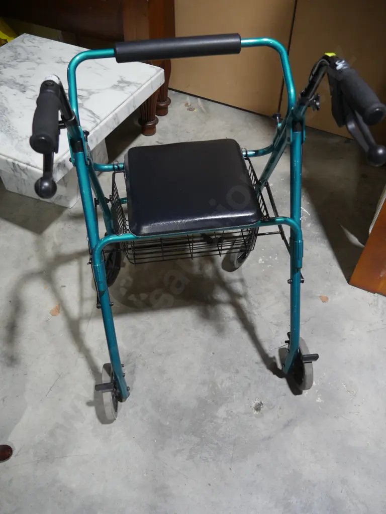 Invalid walker Image 1++
