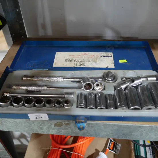 Socket set