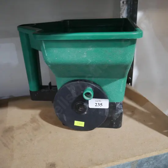 Seed spreader