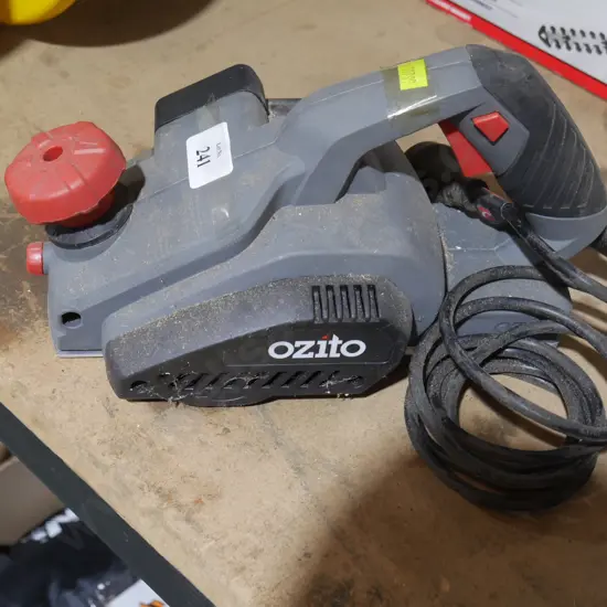 Ozito wood planer