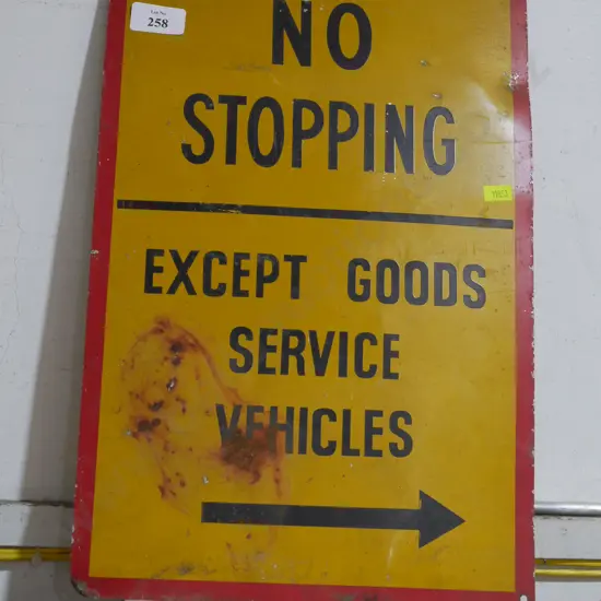 No stopping sign
