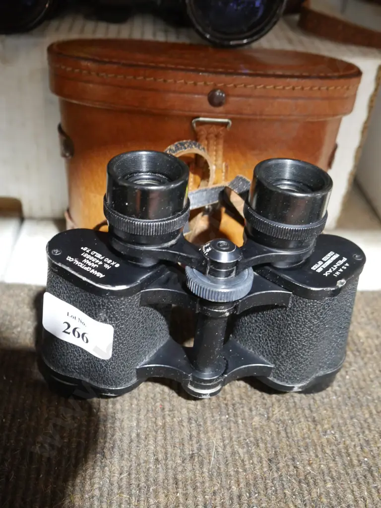 Binocular and case Image 1++