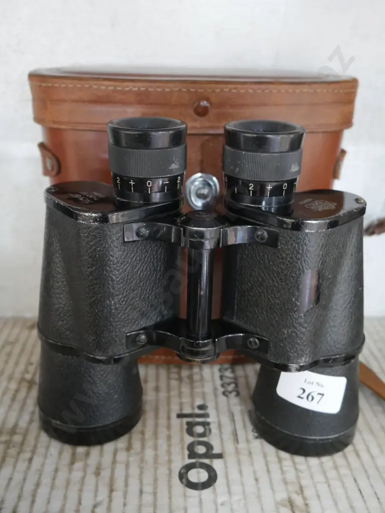 Binocular and case Image 1++