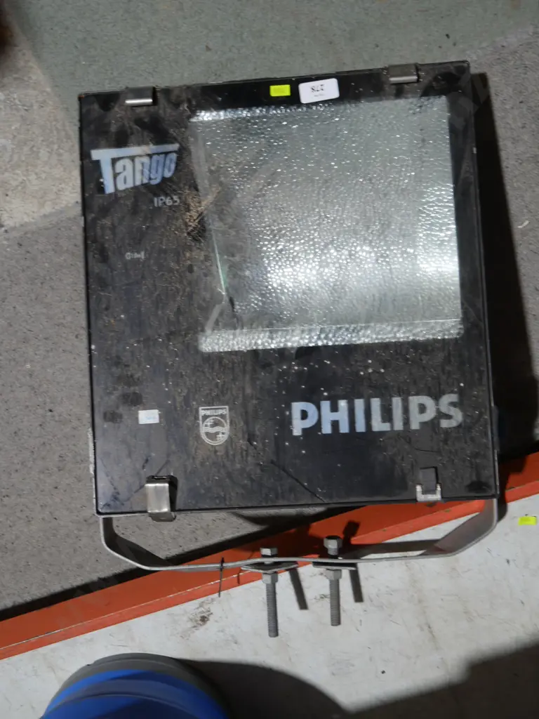 Philips Tango floodlight Image 1++