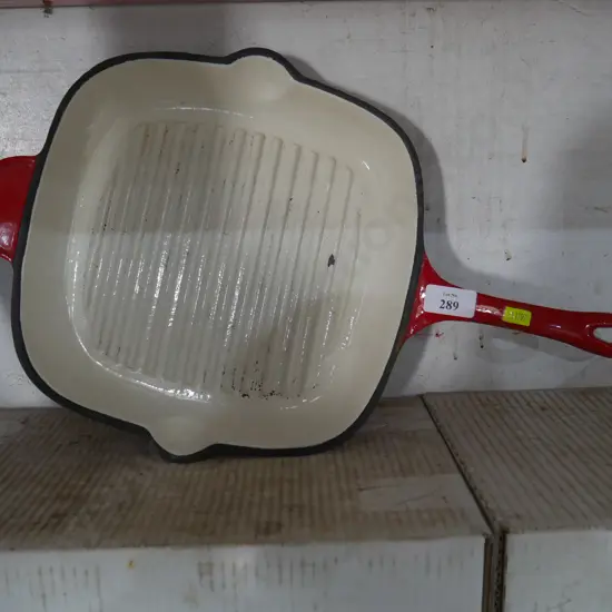 Cast iron grill pan