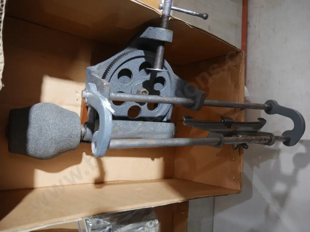 Sickle mower blade sharpener Image 1++