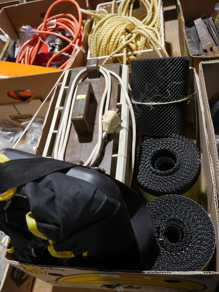 Gutter guard, tool bag etc Image 1++