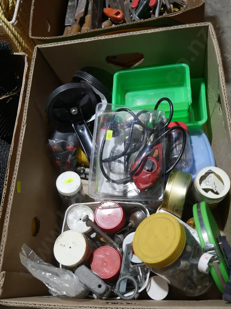 Workshop sundries Image 1++
