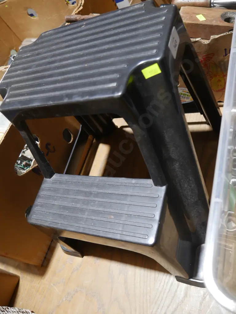 Step stool Image 1++