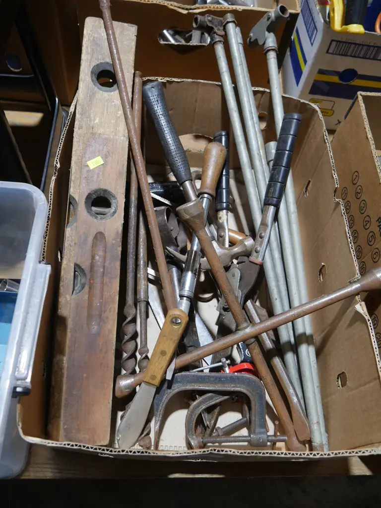 Assorted workshop tools Image 1++