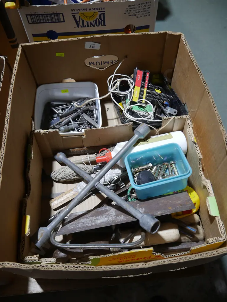 Assorted workshop sundries Image 1++