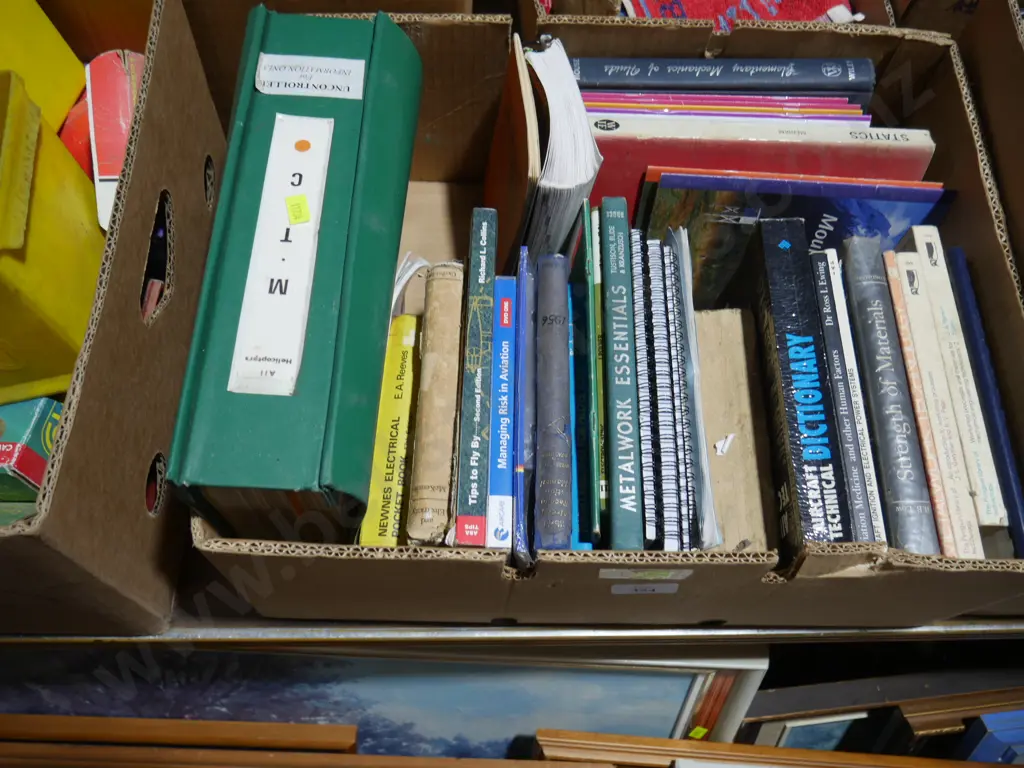 Books Image 1++