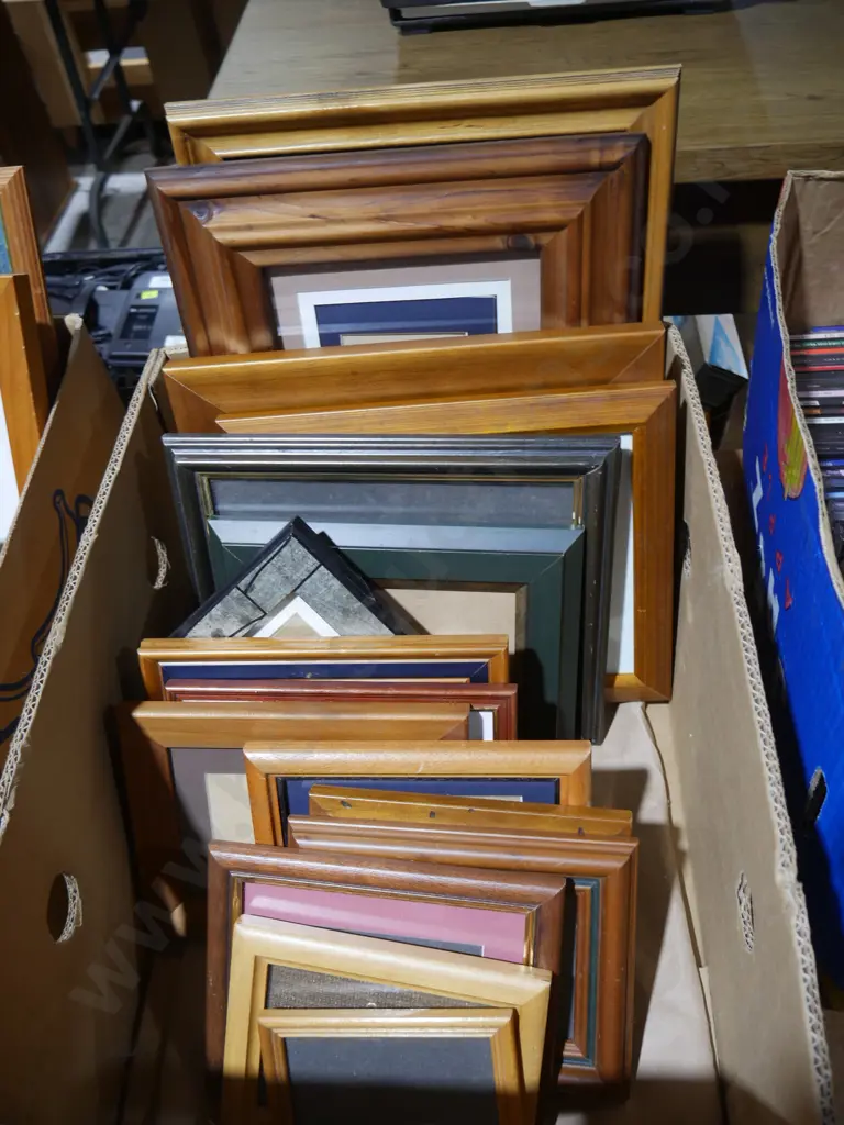 Picture frames Image 1++