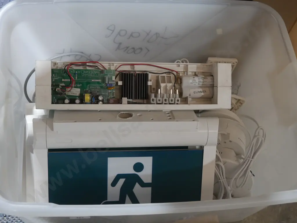 Exit signs Image 1++