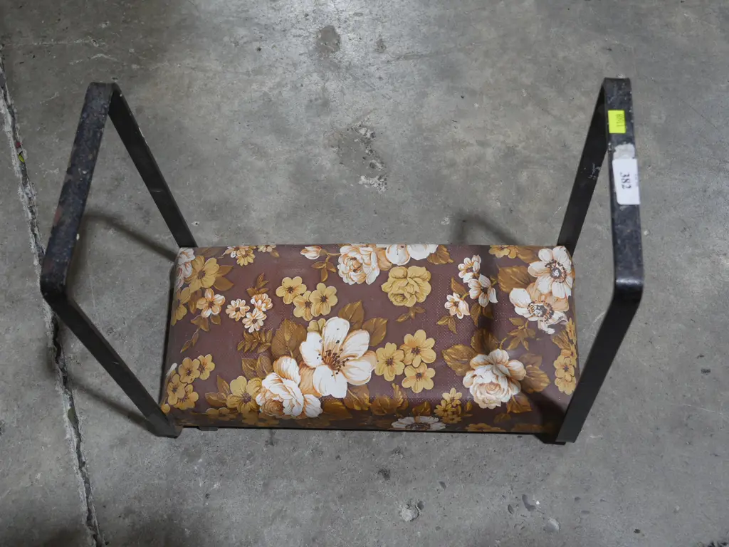 Garden kneeler Image 1++