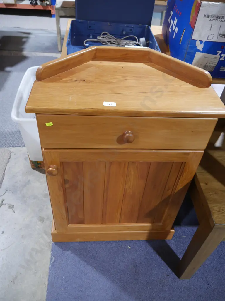 Corner cabinet Image 1++