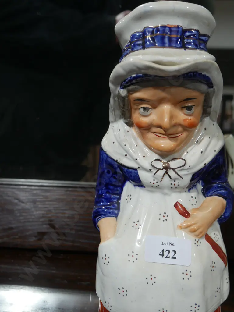 Character jug and tea pot Image 1++