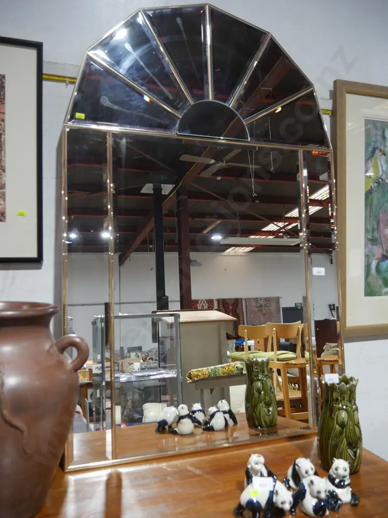 Sectional mirror Image 1++