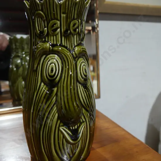Sadler salary face vase