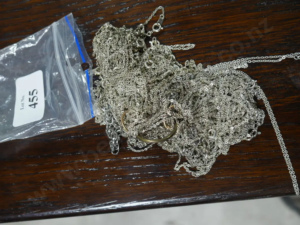 Jewellery chains Image 1++