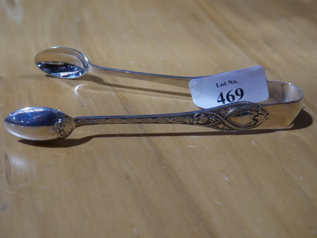 Sterling silver sugar tong Image 1++