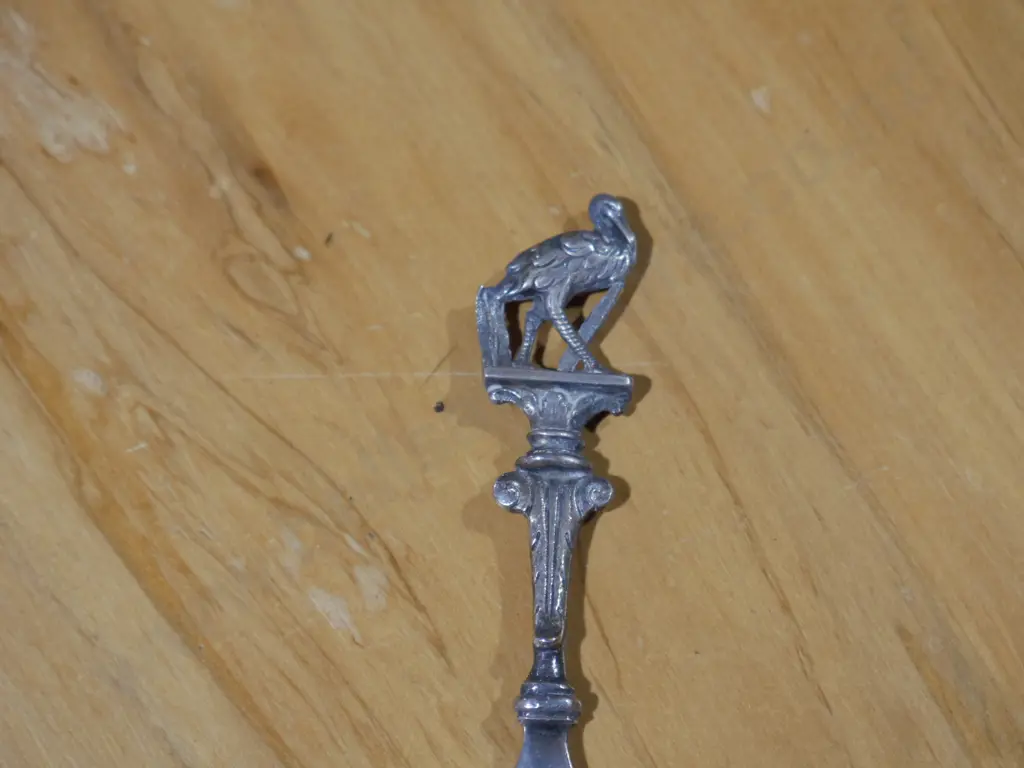 Sterling Silver salt spoons and butter knife Image 1++