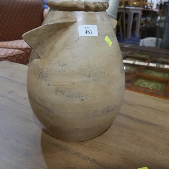 Pottery vase