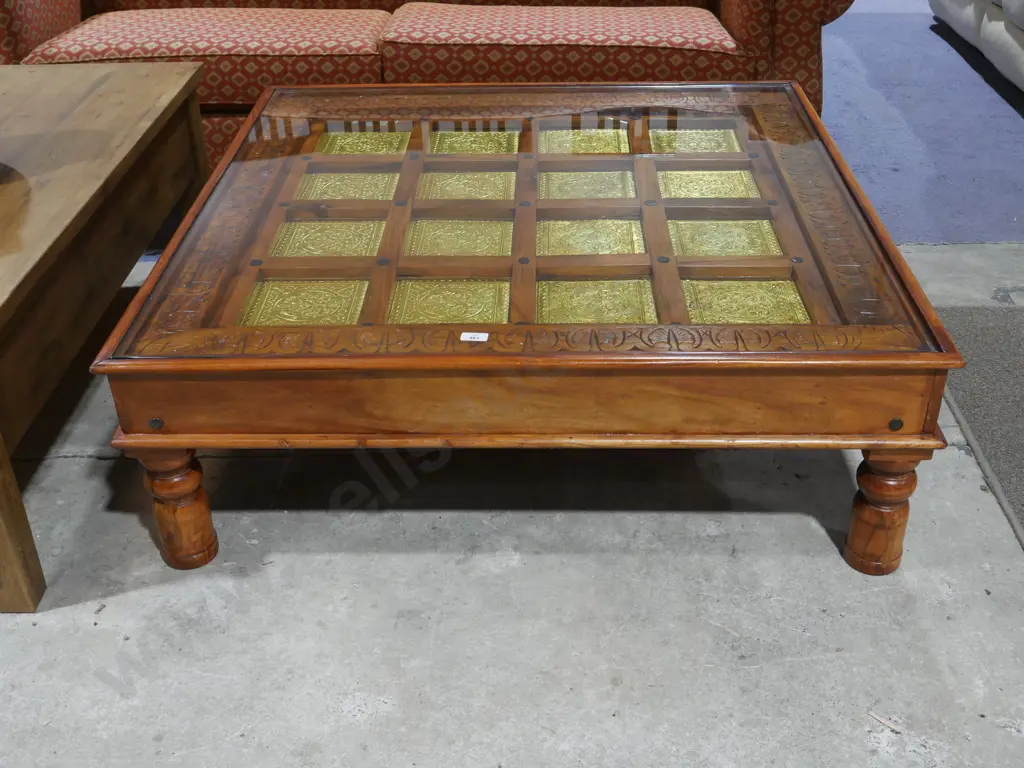 Advika coffee table Image 1++