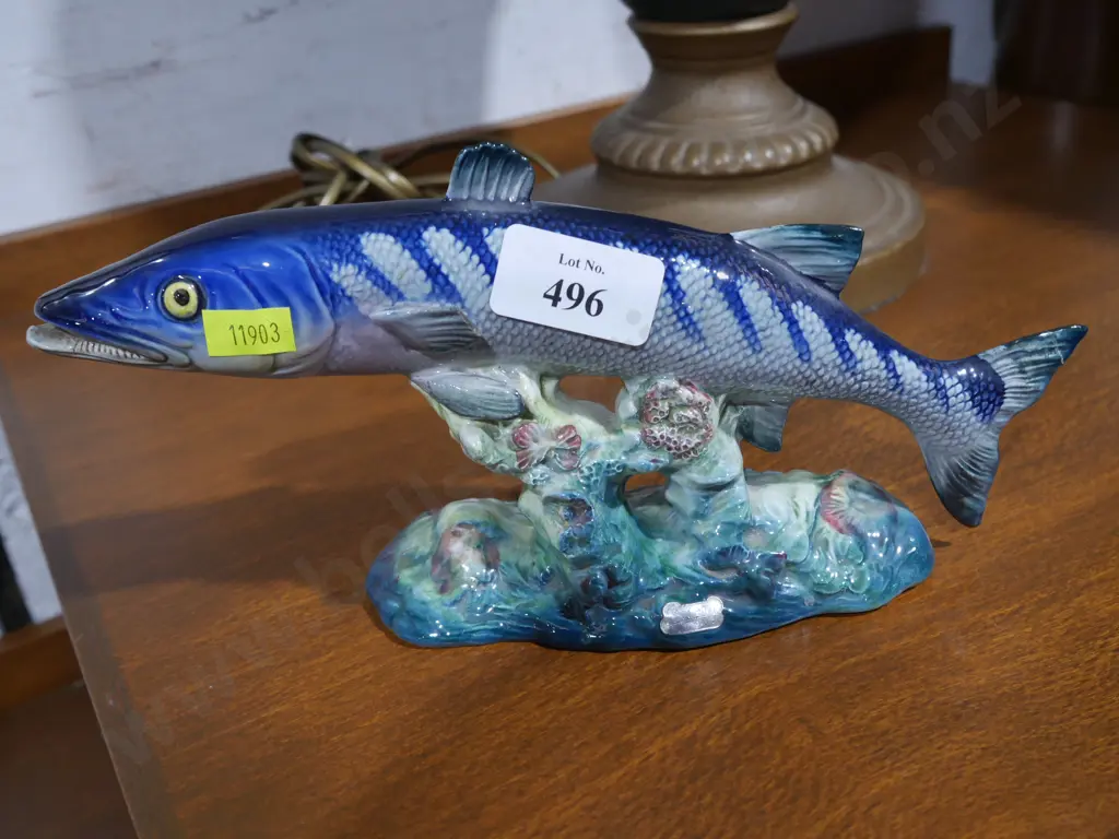 Beswick barracuda, some damage Image 1++