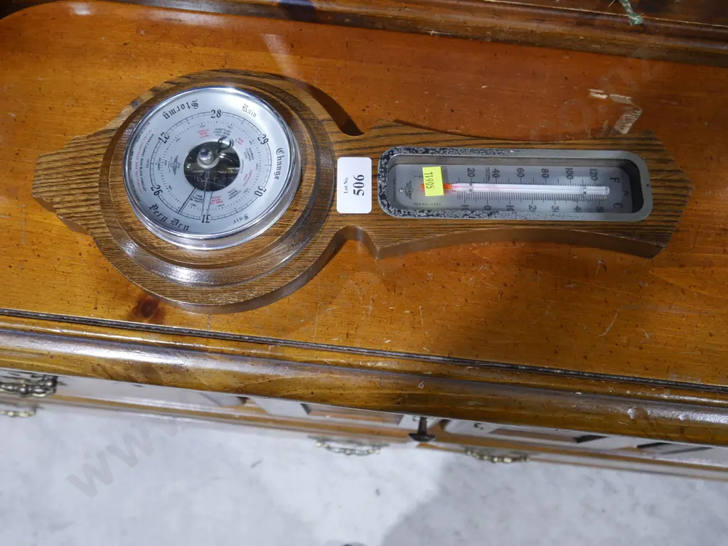 Barometer Image 1++