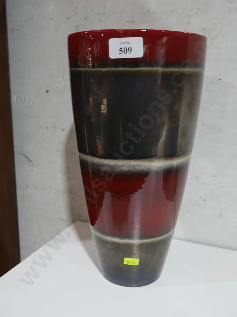Vase Image 1++