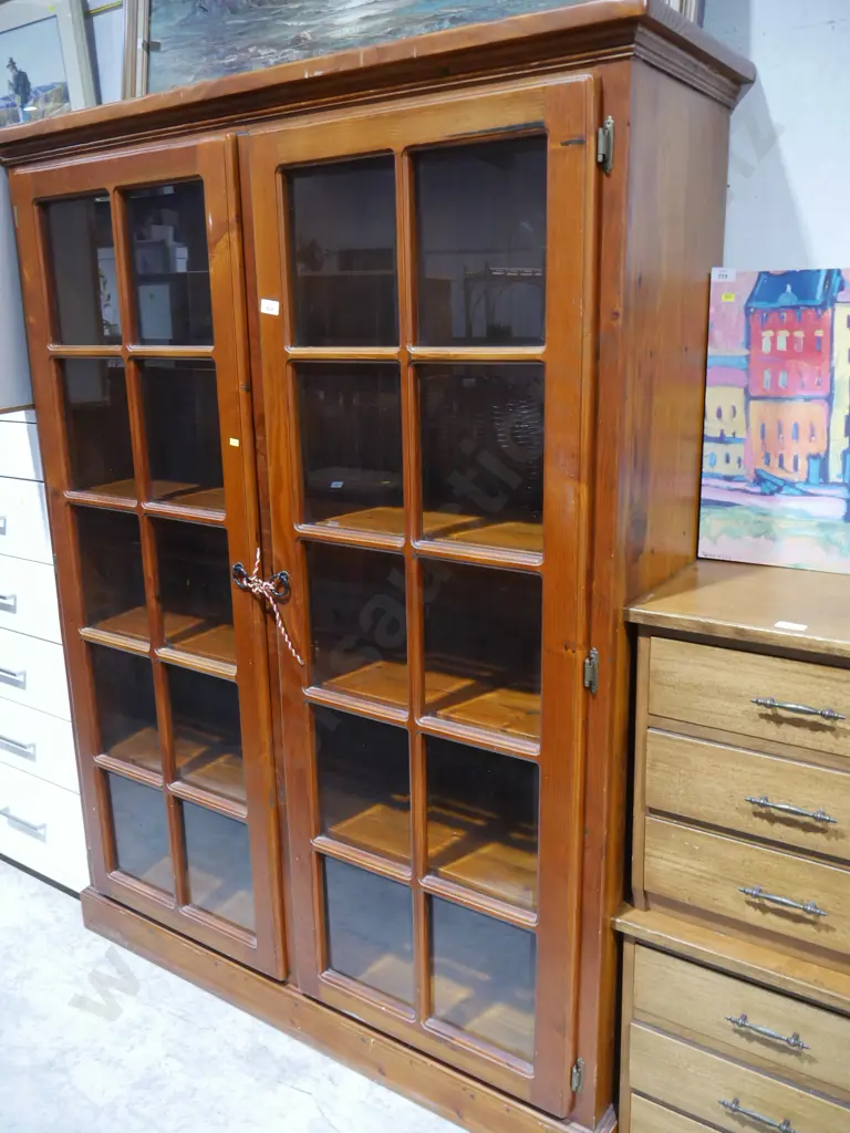 Display cabinet Image 1++