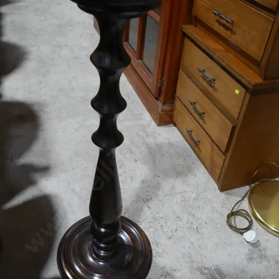 Plant stand