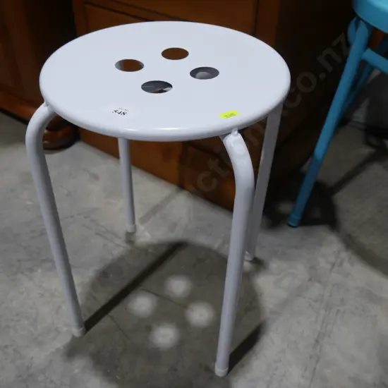 White stool
