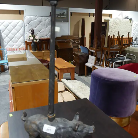 Pig door stop