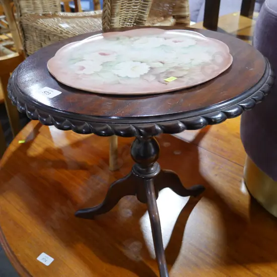 Wine table