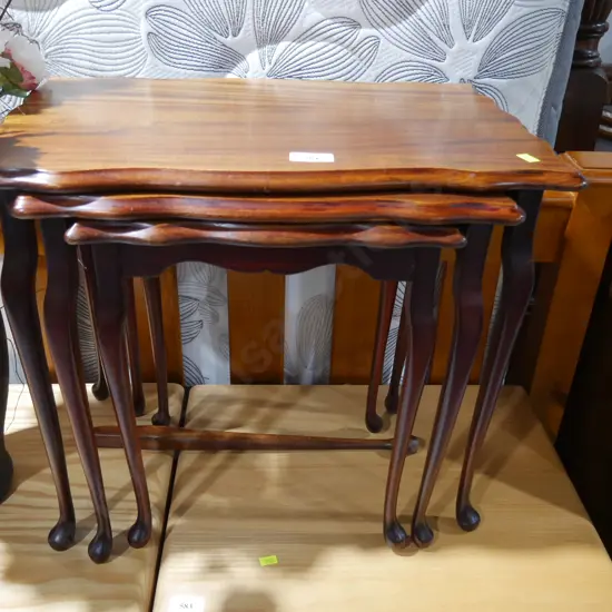 Nest of 3 tables